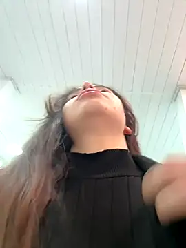 pantyless' Webcam Show
