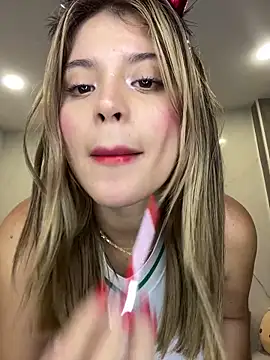 _Alice_1's Webcam Show