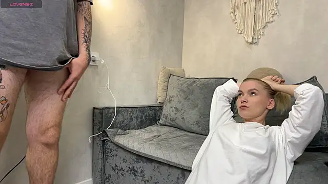 Adelovenick's Live Sex Cam Show