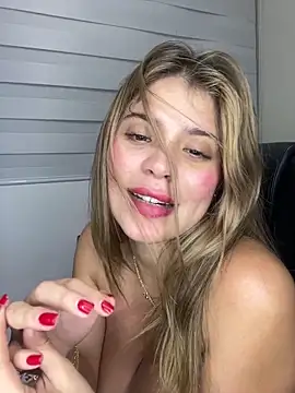 _Alice_1's Live Sex Cam Show
