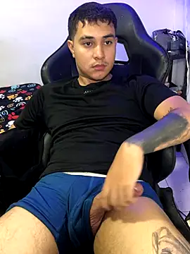 loki32men's Webcam Show