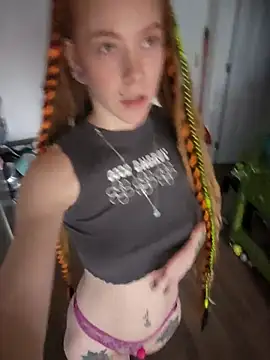 LucidLucy's Webcam Show
