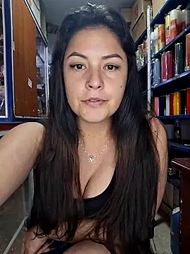 Niidia's Live Chat Room