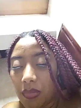 Ebony-Goddess19's Live XXX Chat