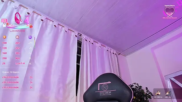 Shinedark_tay1 Adlı Modelin Canlı XXX Sohbeti