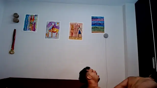 HOTLATINO2025's Webcam Show