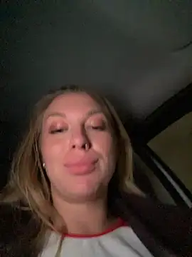 Sweet___Emily's Live Sex Cam Show