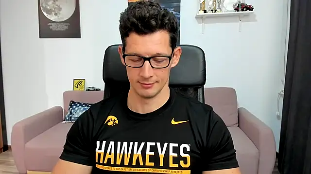 BrutusK08's Webcam Show