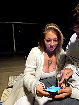 YourMommyBlair's Webcam Show