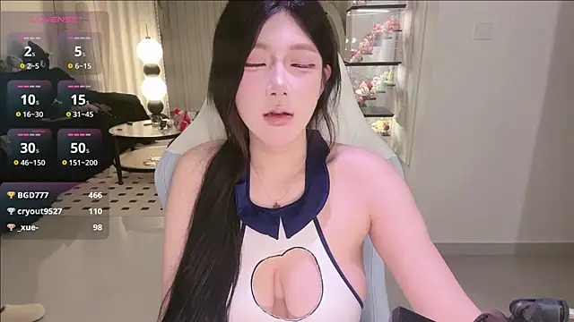 Xiaoxue_L's Webcam Show