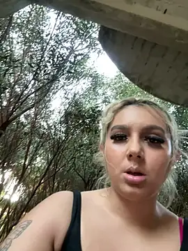 hotamanda01's Webcam Show