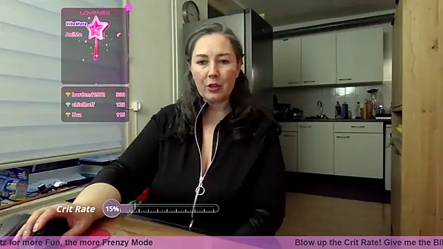 MilfGina's Webcam Show