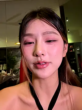 Kiki--2025's Webcam Show