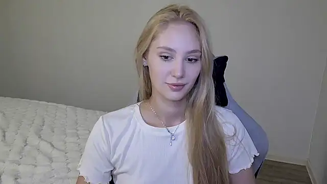 Layla001's Webcam Show