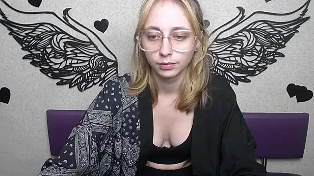 TracyLll's Webcam Show