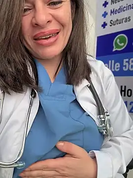 Pokazy przed kamerką – NATHALIA-28_