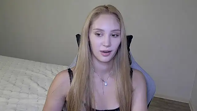 Layla001's Webcam Show