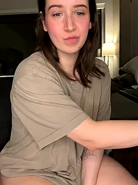 nerdynina's Live Sex Cam Show