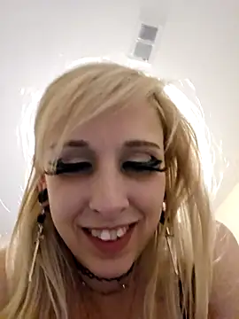 AmethystFoxx's Live Sex Cam Show