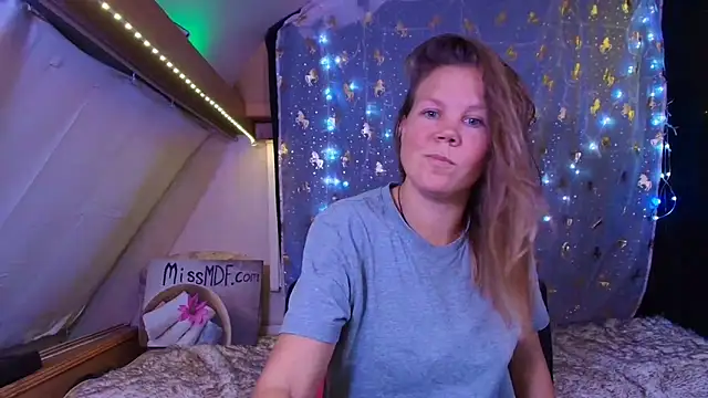 CallMeMaria's Webcam Show