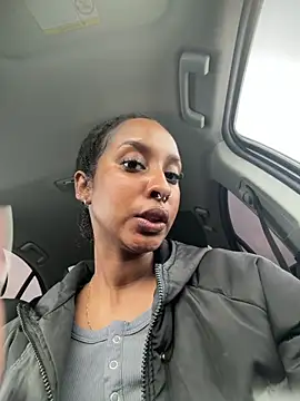 Your_Paris' Webcam Show