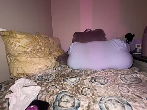 aliayourfav's Webcam Show