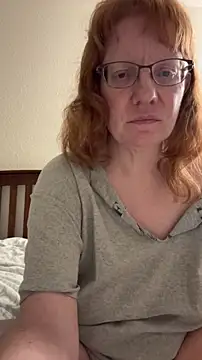 Lenaravenswood's Webcam Show