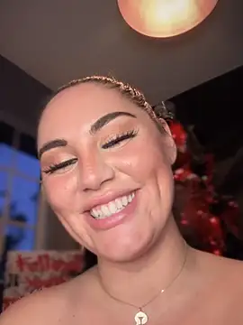 lovely_beast's Webcam Show