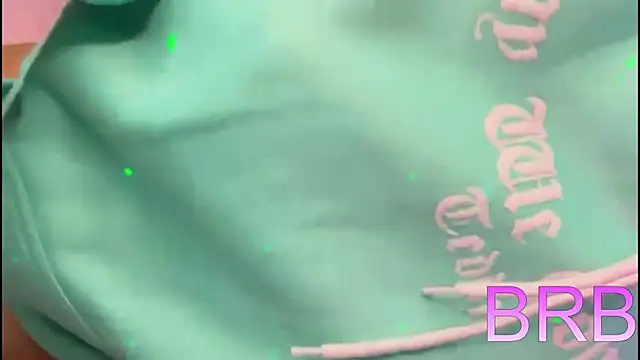 Emily_brown04's Webcam Show