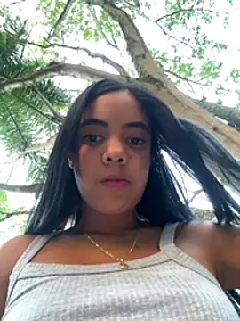 NAUGHTY_LITTLE_18's Webcam Show