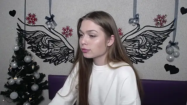 LaraPika's Webcam Show