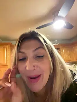 LittleMissEeve's Live Sex Cam Show