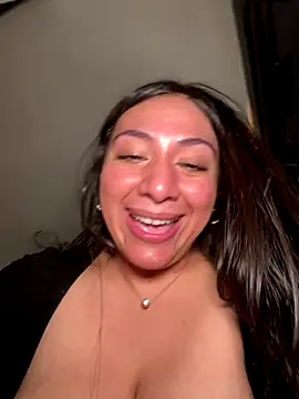 BustiBunny69's Webcam Show