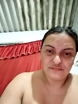 Horny-Mommy-Dirty's Webcam Show