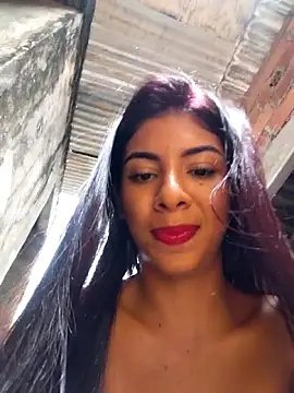 chaparritahot99's Webcam Show