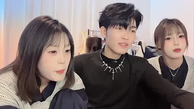 zhouzhou_YC's Webcam Show