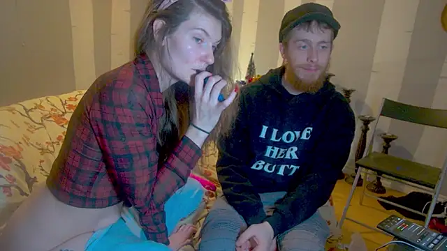 YourFavCanadianMILF's Webcam Show