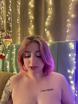 KellyMoors Adlı Modelin Canlı Seks Kamerası Şovu