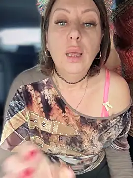 Pokazy przed seks kamerką na żywo – Milena-MilfaXXX