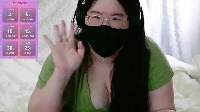 Kara-Nuna's Webcam Show