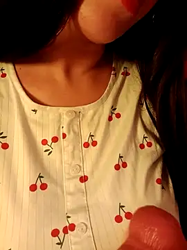 عرض كام OnlyRima الجنسي المباشر