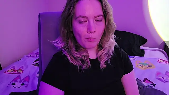 عرض كام InternetFairy_XO الجنسي المباشر