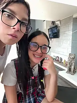 l0lita_sweet's Live Sex Cam Show