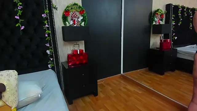 RoxieJackson লাইভ সেক্স ক্যাম শো