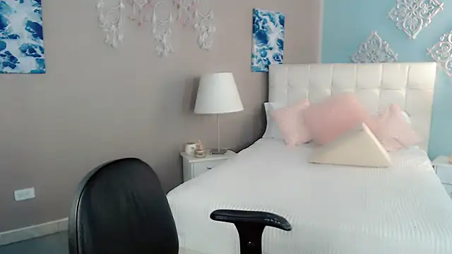 _Maddison_Ivanova_ Live Sex Cam-Show