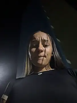 Brunettecollins05's Webcam Show