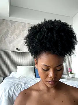 vanestraus' Webcam Show