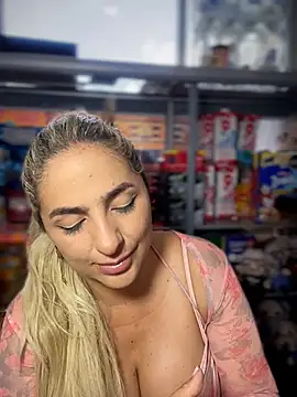 sammyqueenx21's Webcam Show