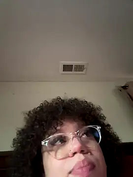 QueenNuttCollector's Webcam Show