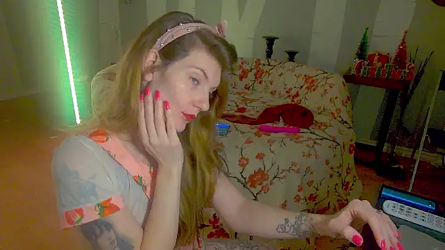 YourFavCanadianMILF's Webcam Show